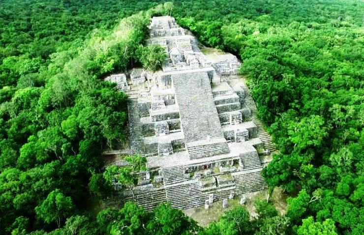 The Big Pyramid, Calakmul