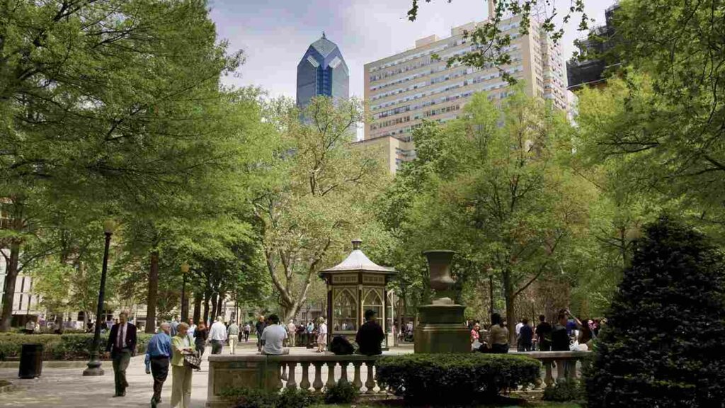 Rittenhouse Square | Best Shopping Spots in Philadelphia